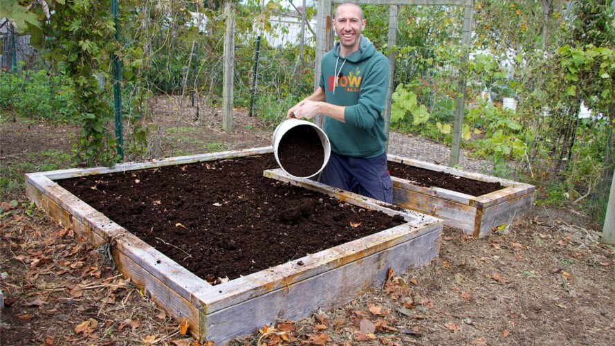 7 Tips How to Prep Your Garden for Winter and Spring